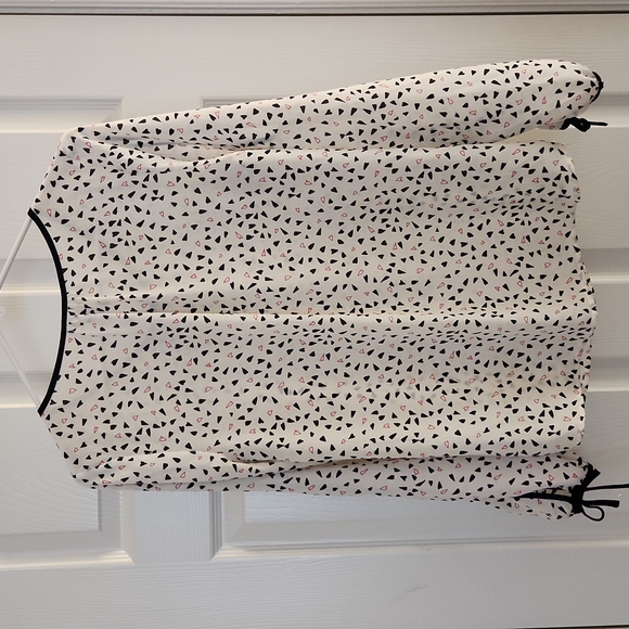 Maurices Heart Blouse - Picture 5 of 5